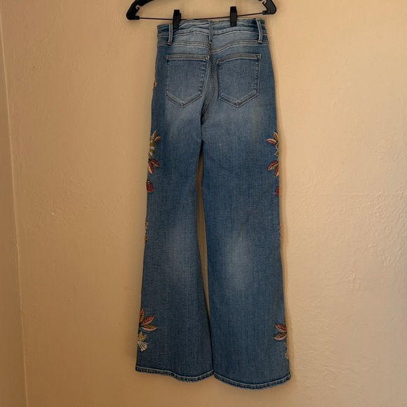 Driftwood Women Sz 26 Charlee Floral Embroidered Jeans - Picture 6 of 9